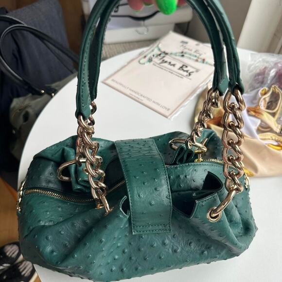 Isabella Adams Green and Gold Ostrich Print Bag - Picture 8 of 8